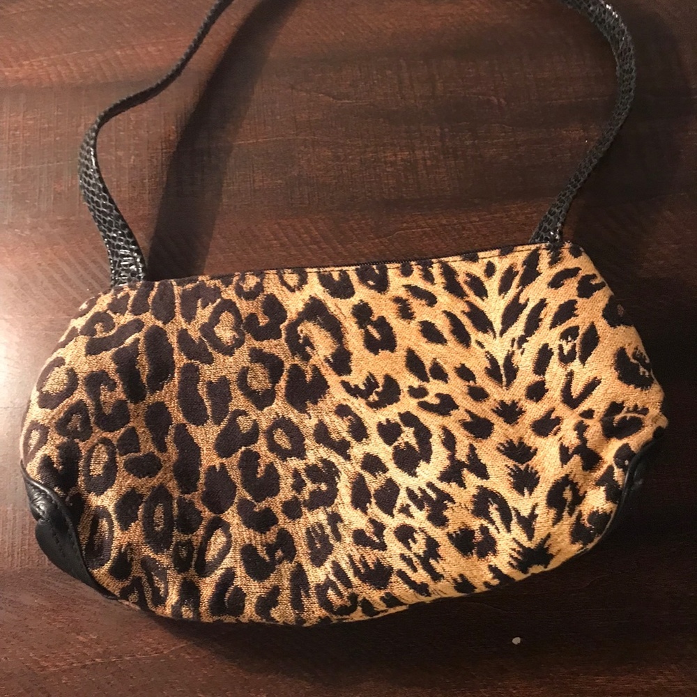 Purse - Picture 2 of 3